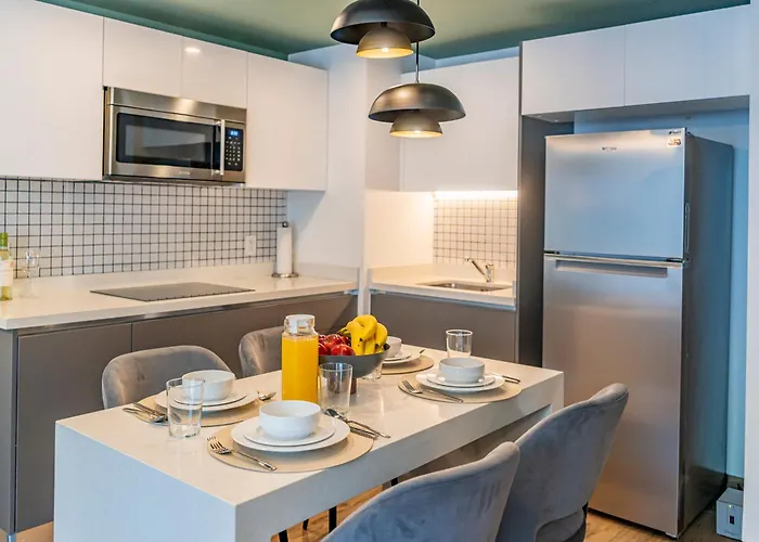 Sensai By Andiani Travel Apartment *